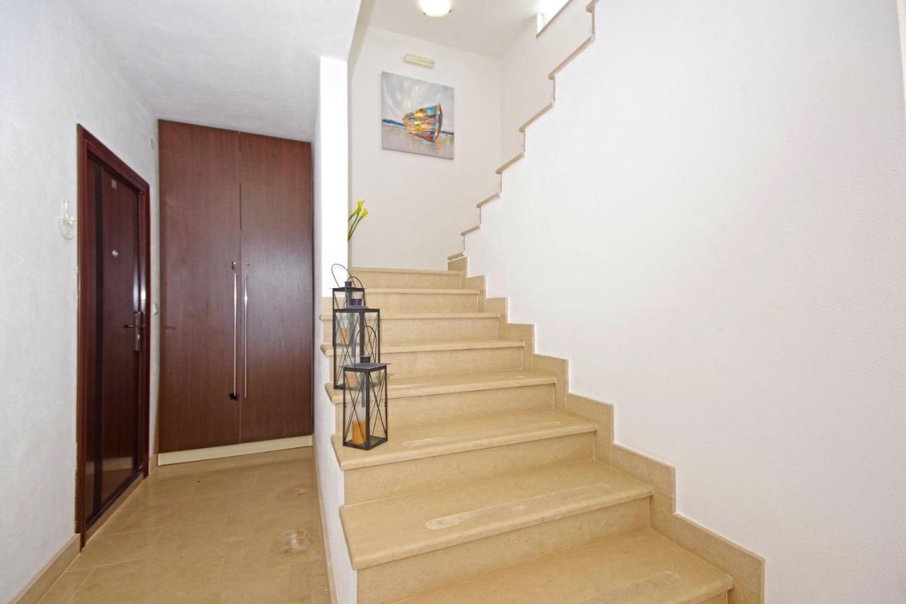 Apartments Silva Сутиван Экстерьер фото