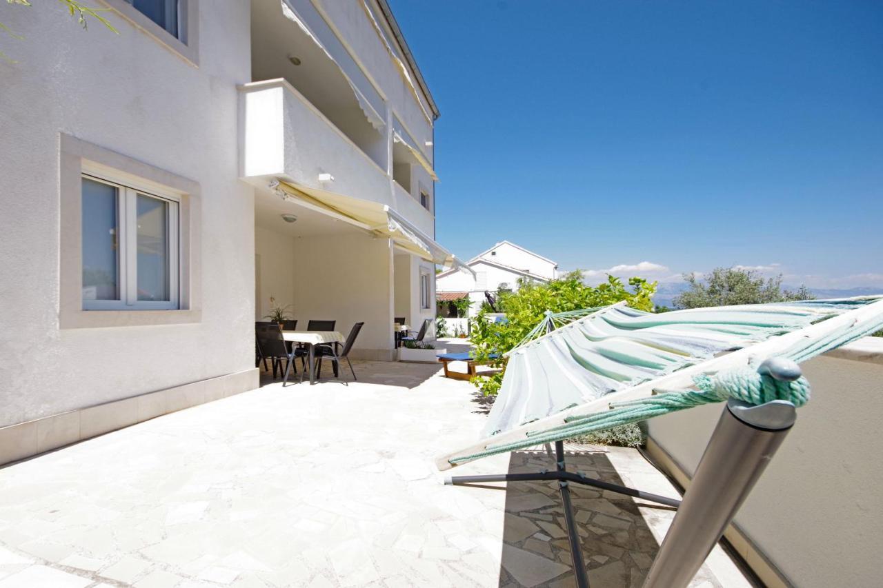 Apartments Silva Сутиван Экстерьер фото