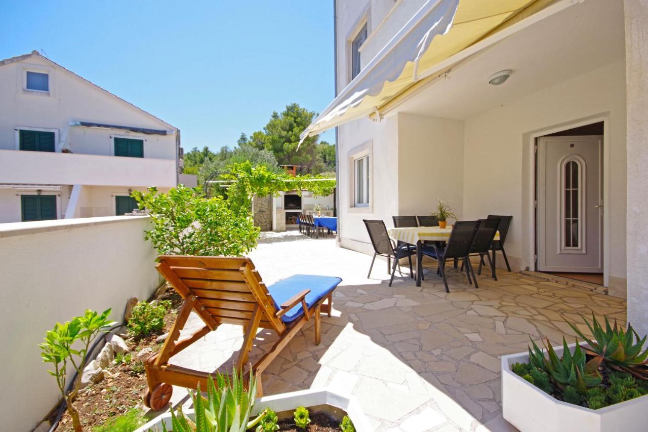 Apartments Silva Сутиван Экстерьер фото