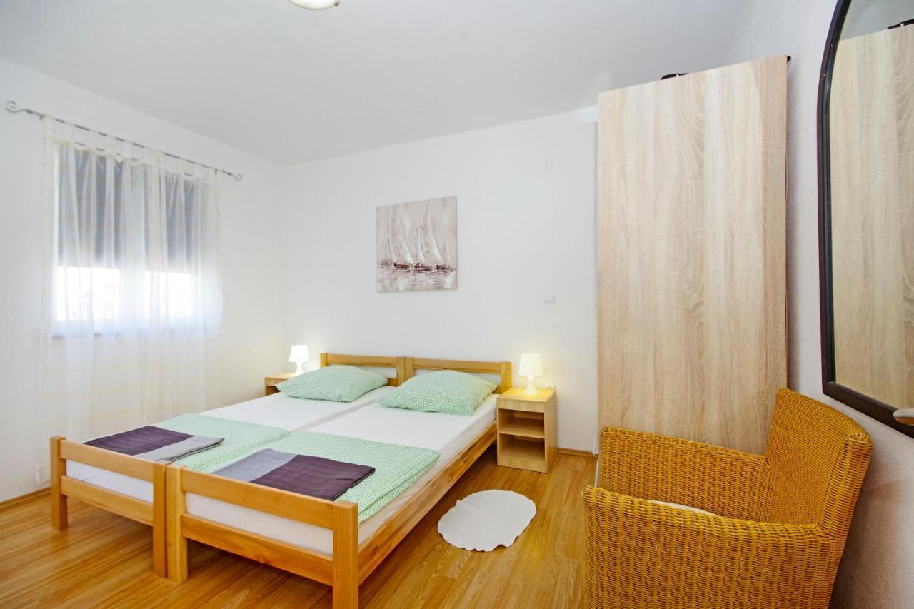 Apartments Silva Сутиван Экстерьер фото